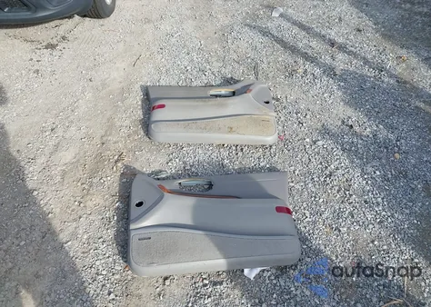 2001 Buick Lesabre Custom from USA, damaged, VIN 1G4HP54K214250658